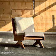 Aura Modern Seat