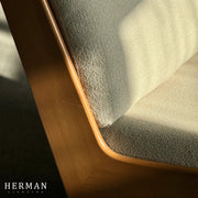 Aura Modern Seat